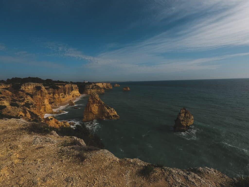 The stunningly beautiful coast of the Algarve, Portugal. - baboo travel - portugal off the beaten path