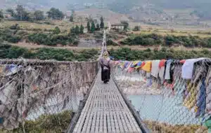 bridge in bhutan - benefits of responsible tourism - baboo travel