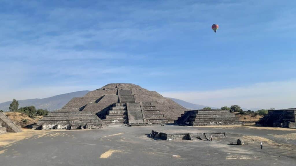 pyramid of the moon teotihuacan mexico