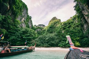 thailand island hopping on boats