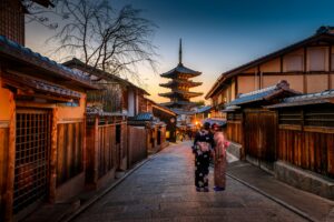 tourists in kimono in kyoto