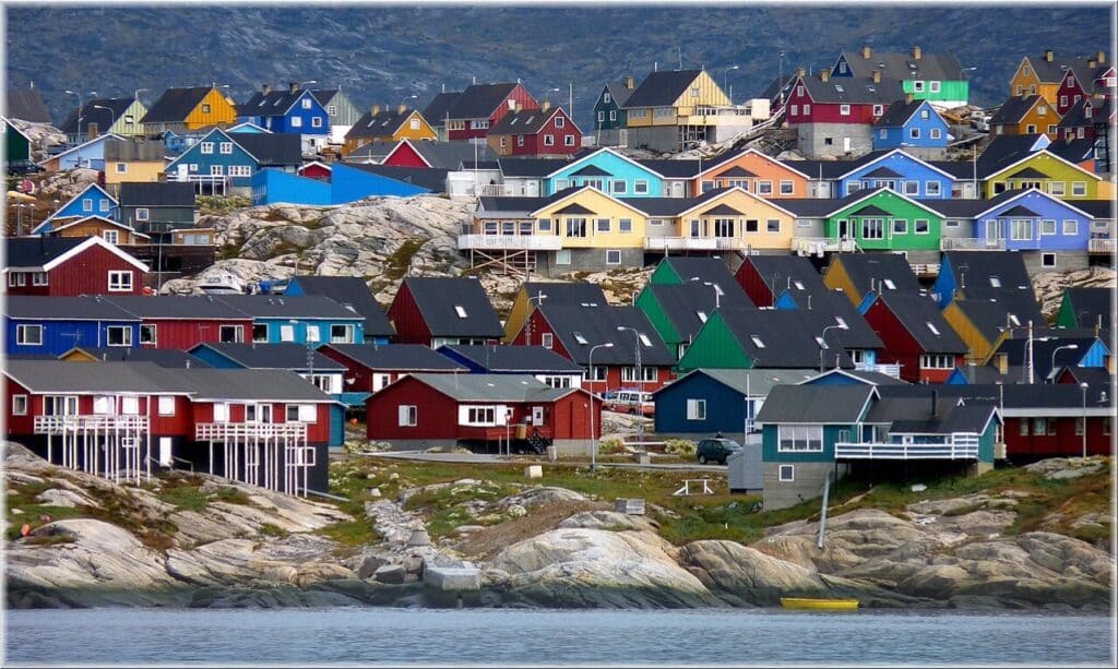 ilulissat houses greenland